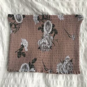 ✨5 for $30✨Garage Floral Tube Top